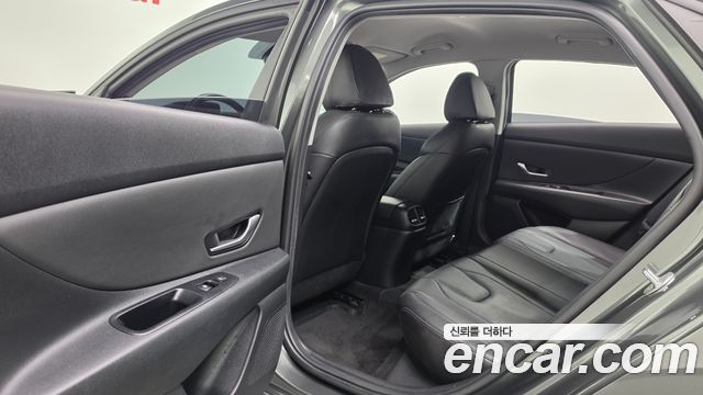 Hyundai AVANTE 2023 — photo 29
