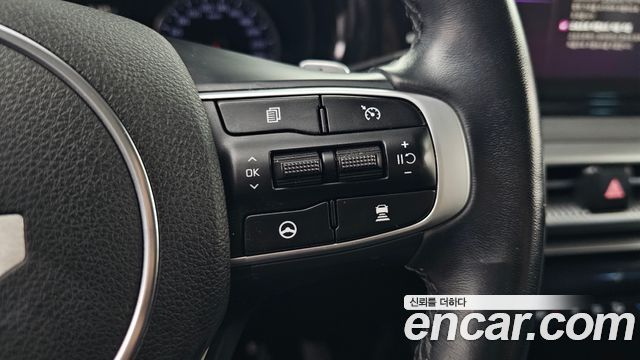 Kia K5 2022 — photo 20