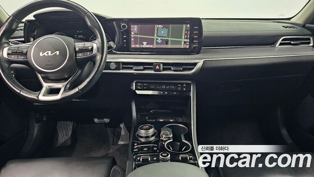 Kia K5 2022 — photo 22
