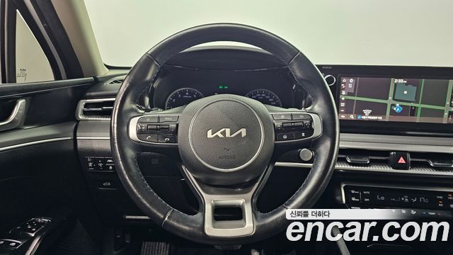 Kia K5 2022 — photo 23