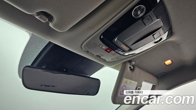 Kia K5 2022 — photo 24