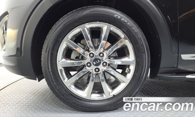 Kia Sorento 2016 — photo 5