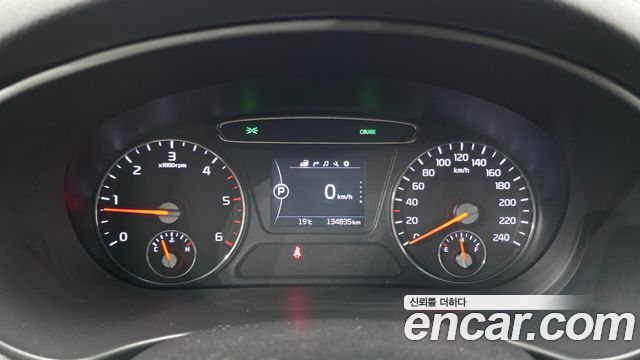 Kia Sorento 2016 — photo 11