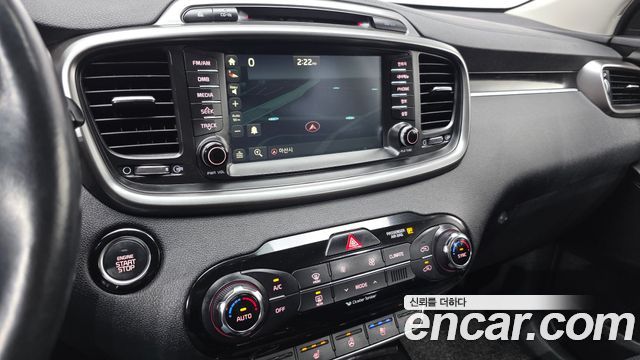 Kia Sorento 2016 — photo 19