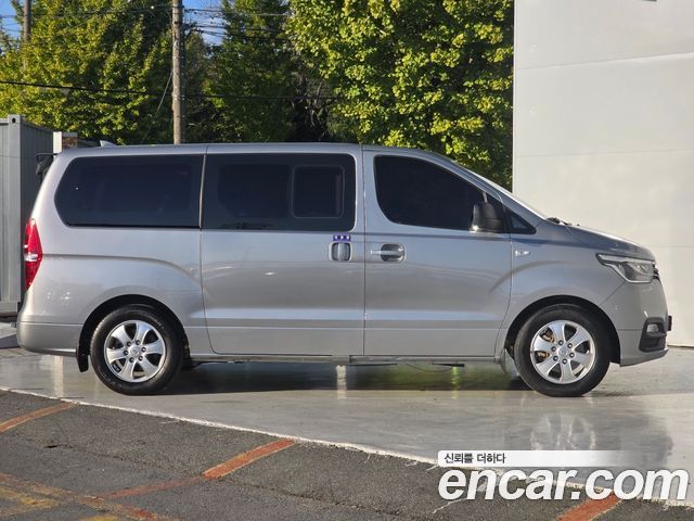 Hyundai Starex 2020 — photo 7