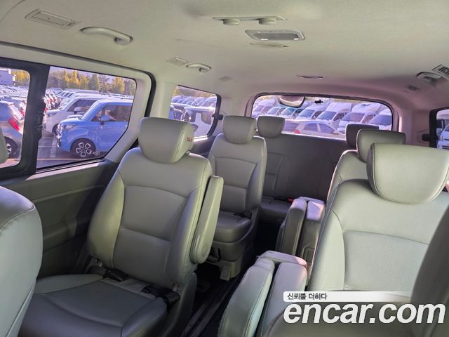 Hyundai Starex 2020 — photo 11