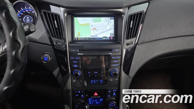 Hyundai Sonata 2014 — photo 14
