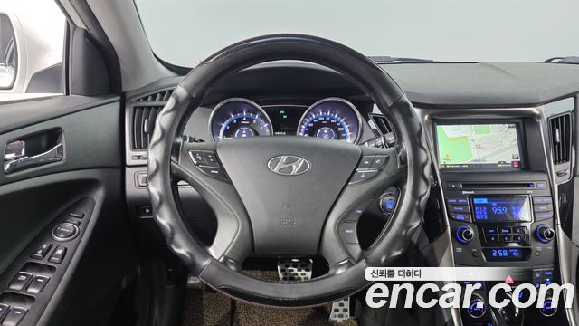 Hyundai Sonata 2014 — photo 15