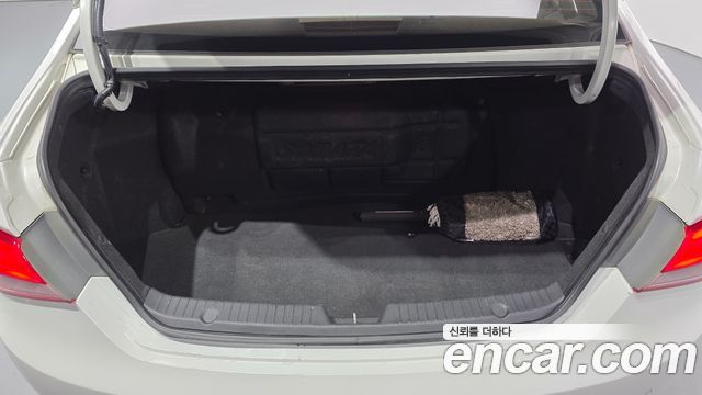 Hyundai Sonata 2014 — photo 17