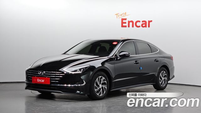 Hyundai Sonata 2022 — photo 1