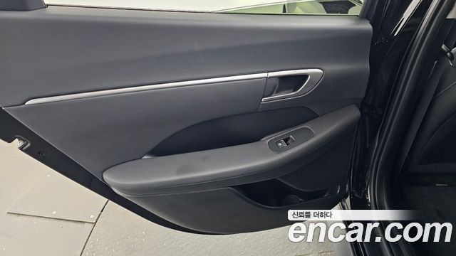 Hyundai Sonata 2022 — photo 15
