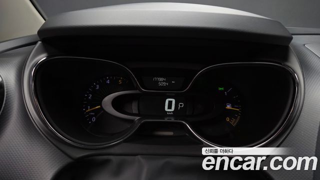 Renault Korea QM3 2014 — photo 8