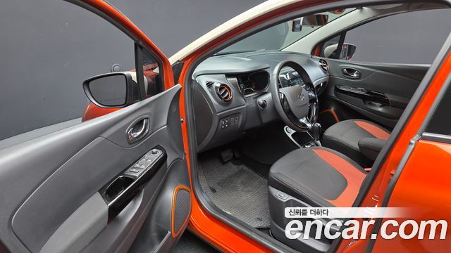 Renault Korea QM3 2014 — photo 10