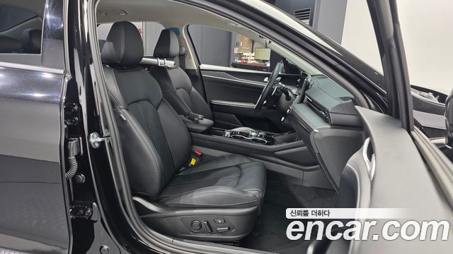 Kia K5 2025 — photo 17