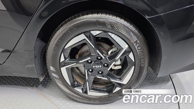 Kia K5 2025 — photo 7