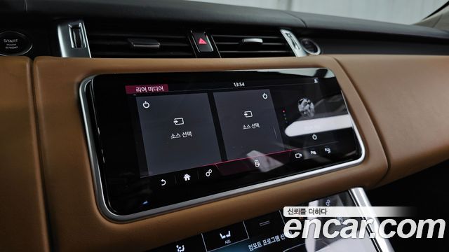 Land Rover Range Rover Sport 2019 — photo 24
