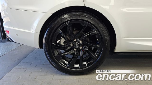 Land Rover Range Rover Sport 2019 — photo 7