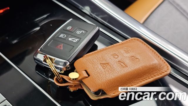 Land Rover Range Rover Sport 2019 — photo 28