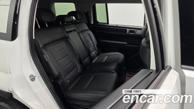 Hyundai Santafe 2024 — photo 17