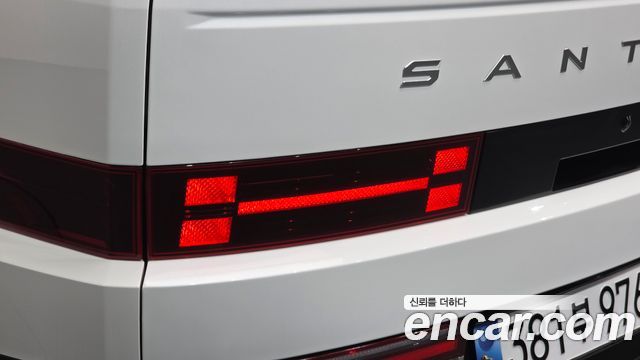 Hyundai Santafe 2024 — photo 9