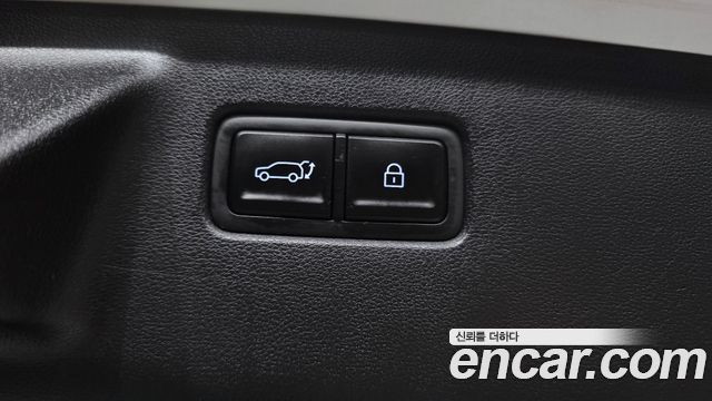 Hyundai Santafe 2024 — photo 33