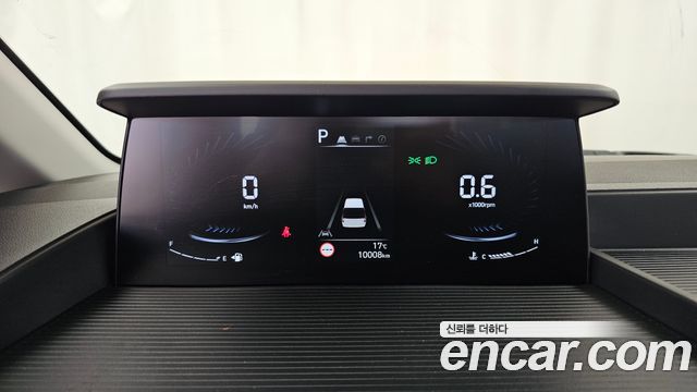 Hyundai Staria 2024 — photo 11