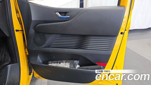 Hyundai Staria 2024 — photo 15