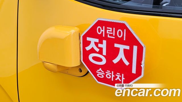 Hyundai Staria 2024 — photo 28