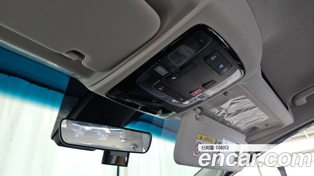 Hyundai Staria 2024 — photo 29