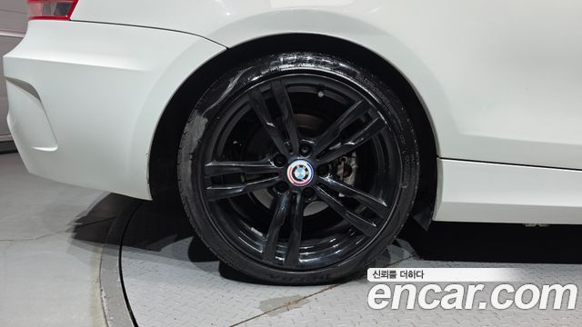 BMW 1-Series 2011 — photo 5