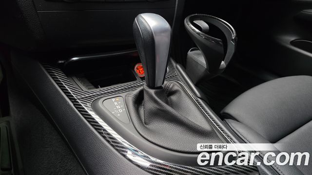 BMW 1-Series 2011 — photo 9