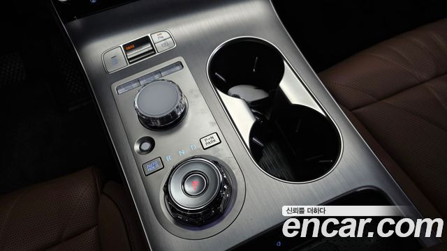 Genesis GV70 2026 — photo 12