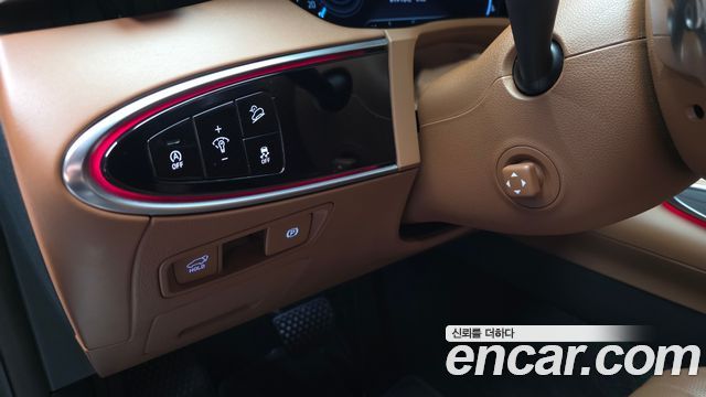 Genesis GV70 2023 — photo 26