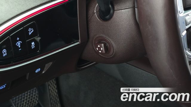 Genesis GV70 2021 — photo 29