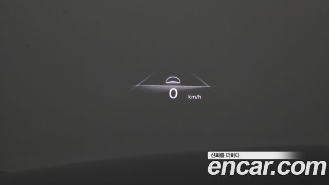 Genesis GV70 2021 — photo 32