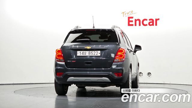 Chevrolet Korea Trax 2017 — photo 4