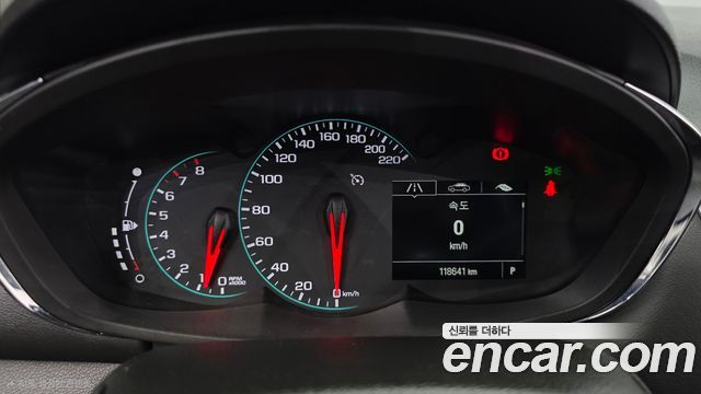 Chevrolet Korea Trax 2017 — photo 11