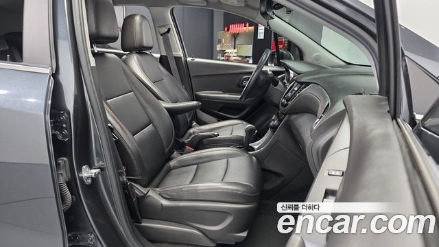 Chevrolet Korea Trax 2017 — photo 17
