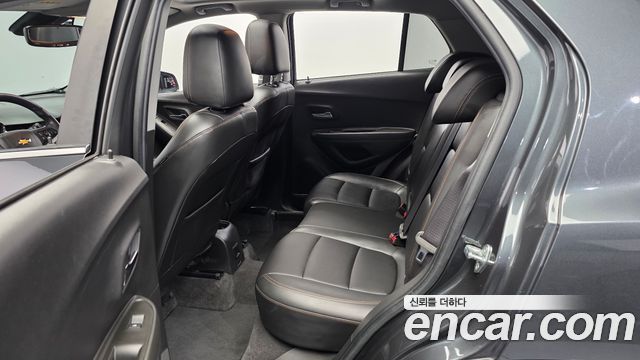 Chevrolet Korea Trax 2017 — photo 16