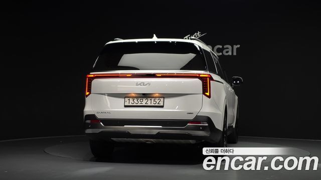 Kia Canival 2025 — photo 4