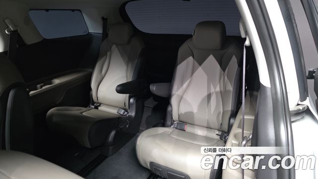 Kia Canival 2025 — photo 19