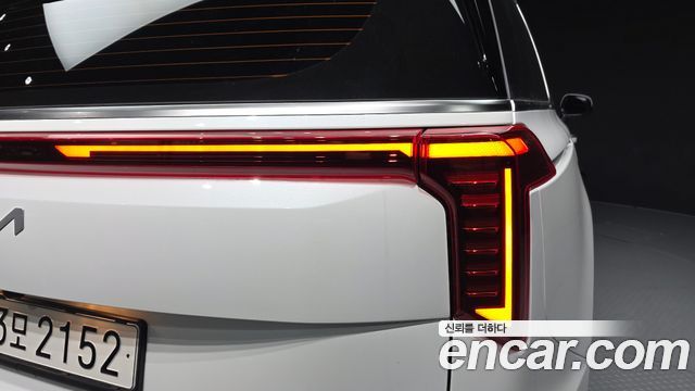 Kia Canival 2025 — photo 9