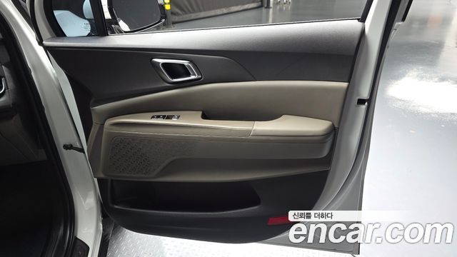 Kia Canival 2025 — photo 14