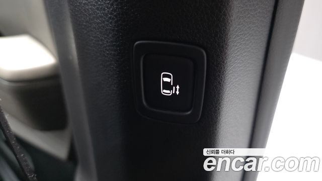Kia Canival 2025 — photo 31