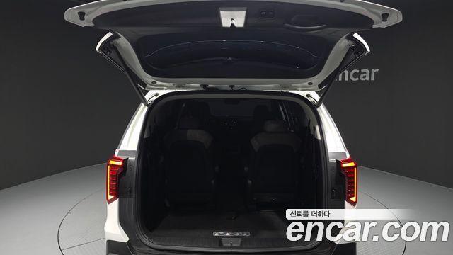 Kia Canival 2025 — photo 35