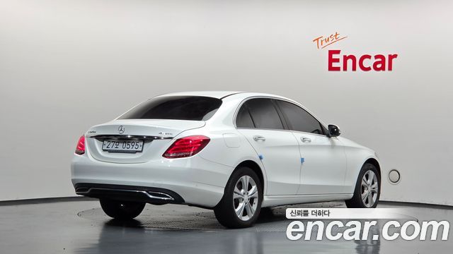 Mercedes-Benz C-Class 2016 — photo 2