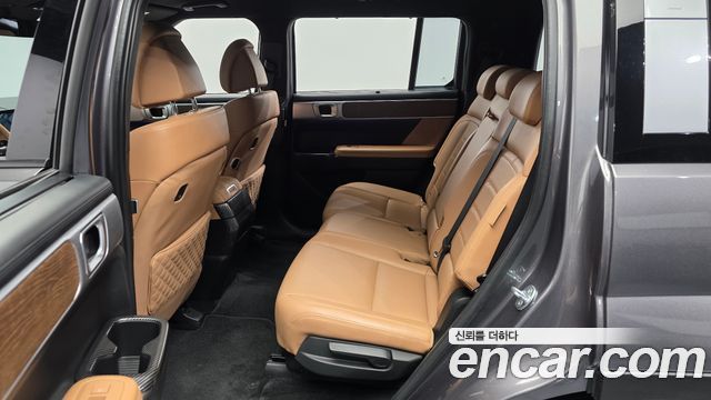 Hyundai Santafe 2024 — photo 16