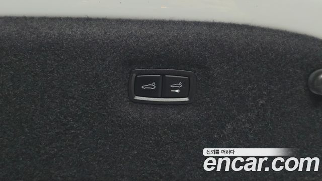 Audi e-tron GT 2022 — photo 26