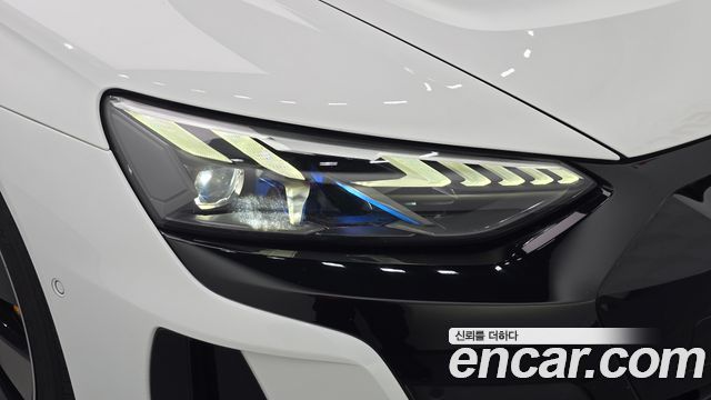 Audi e-tron GT 2022 — photo 8