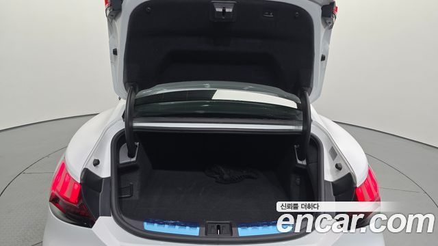 Audi e-tron GT 2022 — photo 27